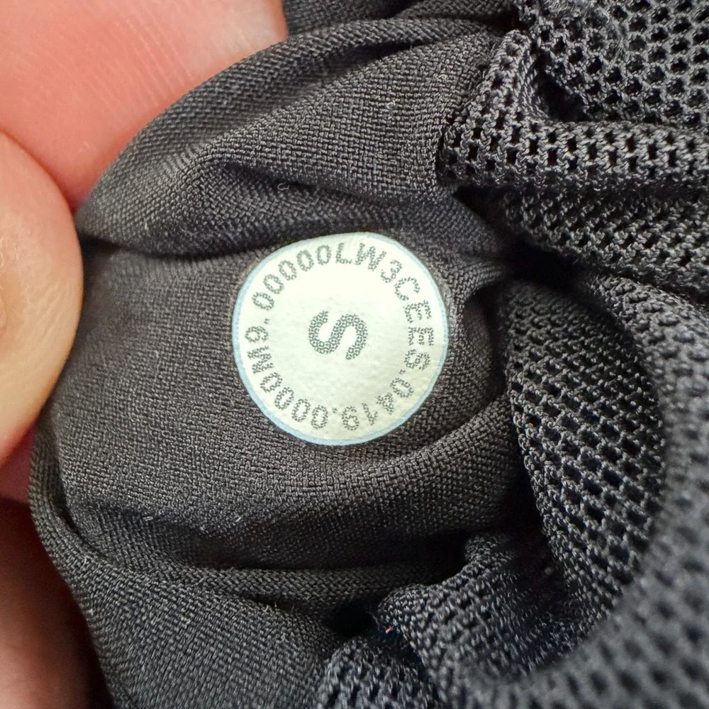 Lululemon City Bound Reversible Hooded Wrap Jacket Women's Small Black Gray